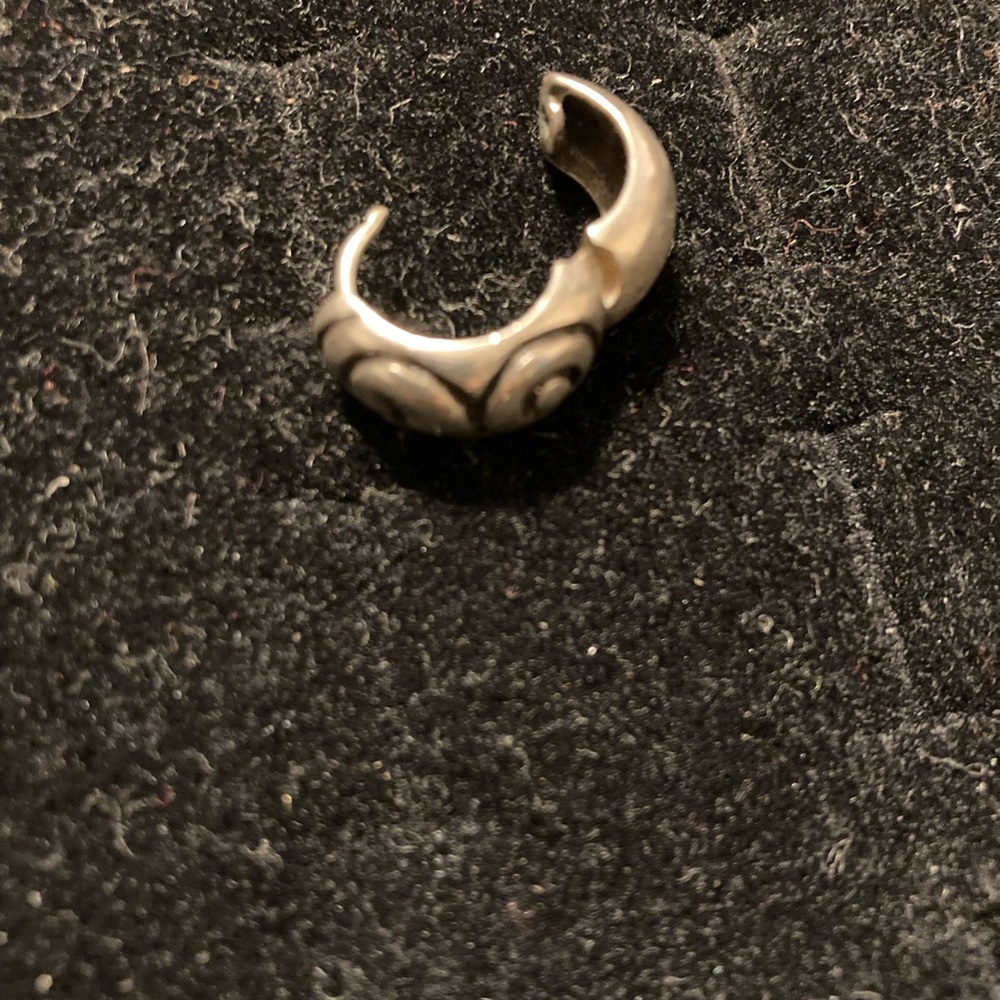 Native American Silver Hinge Earrings - image 6